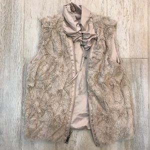 CAbi - Alpine Reversible Vest